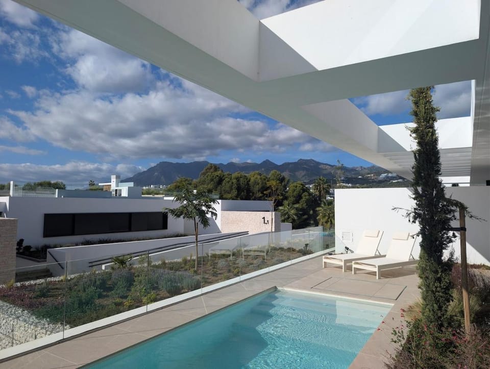 SunLife Santa Clara 4BED Luxury Residence Apartment in Marbella