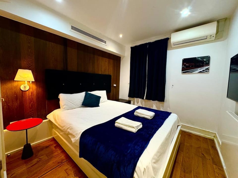 The Meridian apartment in London Apartment in London