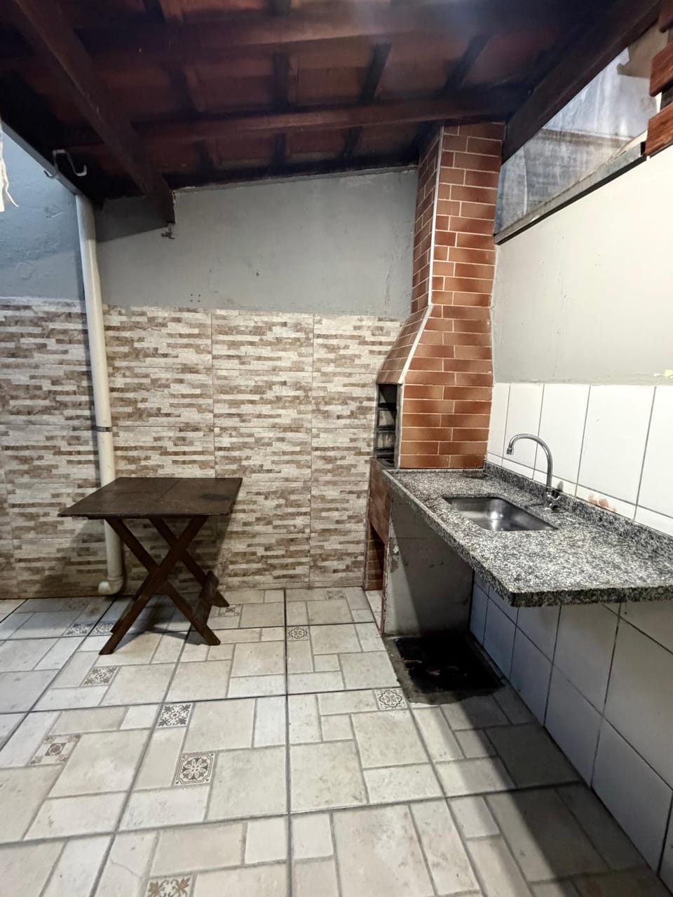 Almivanio House in Caraguatatuba