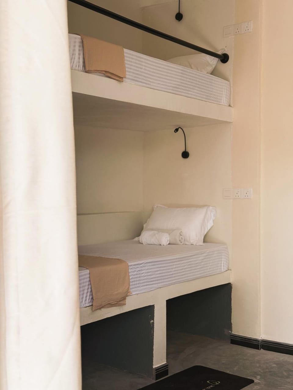 Nirvana Surf Retreat - Only Stay Hostel in Ahangama