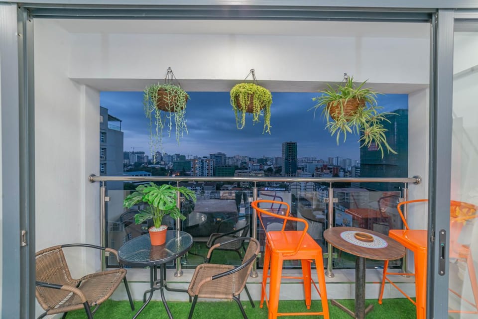 View (from property/room), Balcony/Terrace