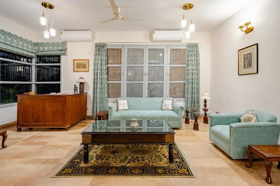 Living room, Lounge or bar