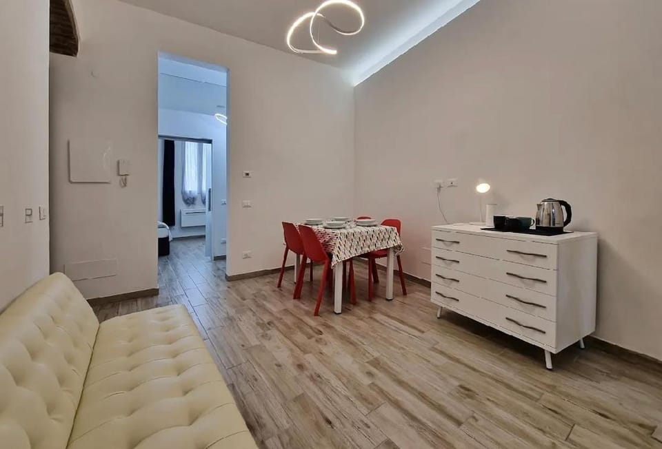 Pavia's historic center facing Ticino Apartment in Lombardy