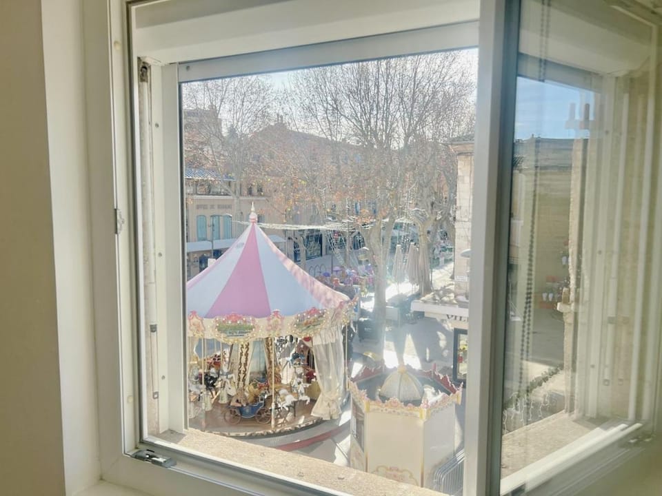 City Vibes - Spacieux, Clim, Centre-ville, 6 adultes et 1 enfant Apartment in Provence-Alpes-Côte d'Azur