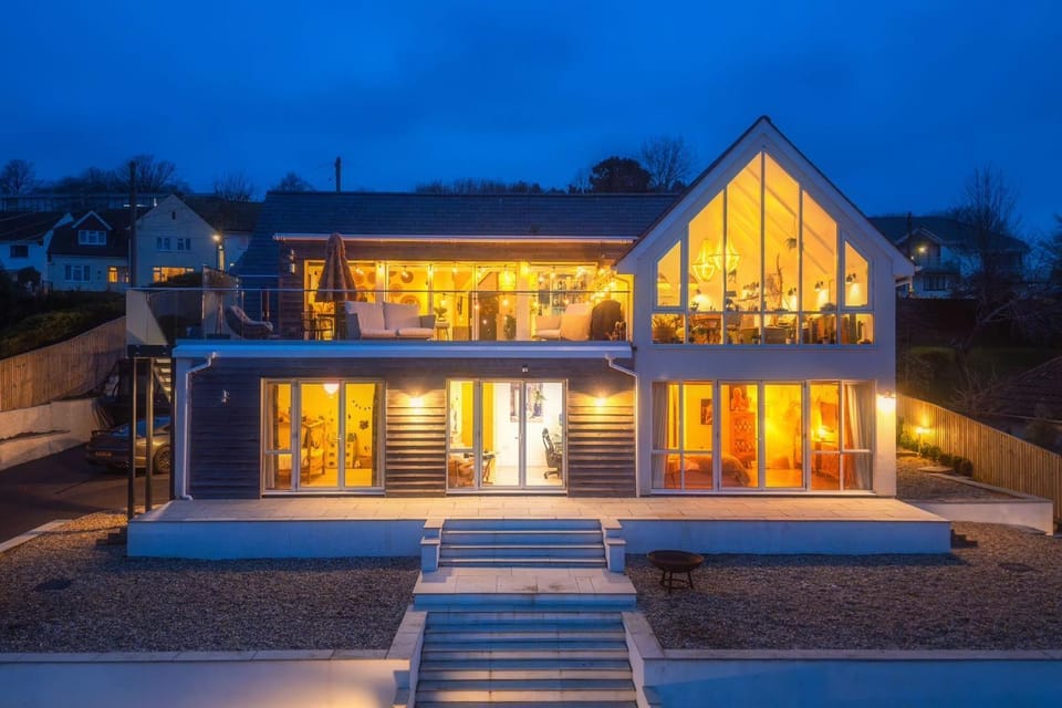 Sea Holly House & The Hideaway Coastal Stay House in East Devon District