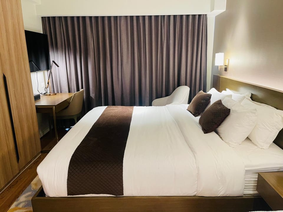 Hotel Residence Acqua - Novotel Suites Hotel in Mandaluyong
