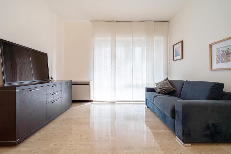 Large Apartment in Rho Fiera - Up to 8 Guests Apartment in Rho