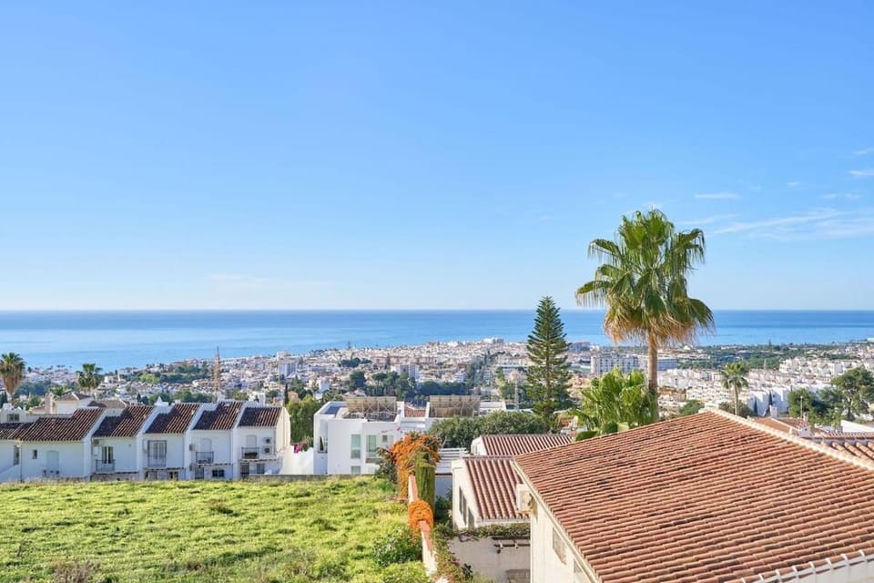 Sea View Capistrano Nerja Apartment in Nerja