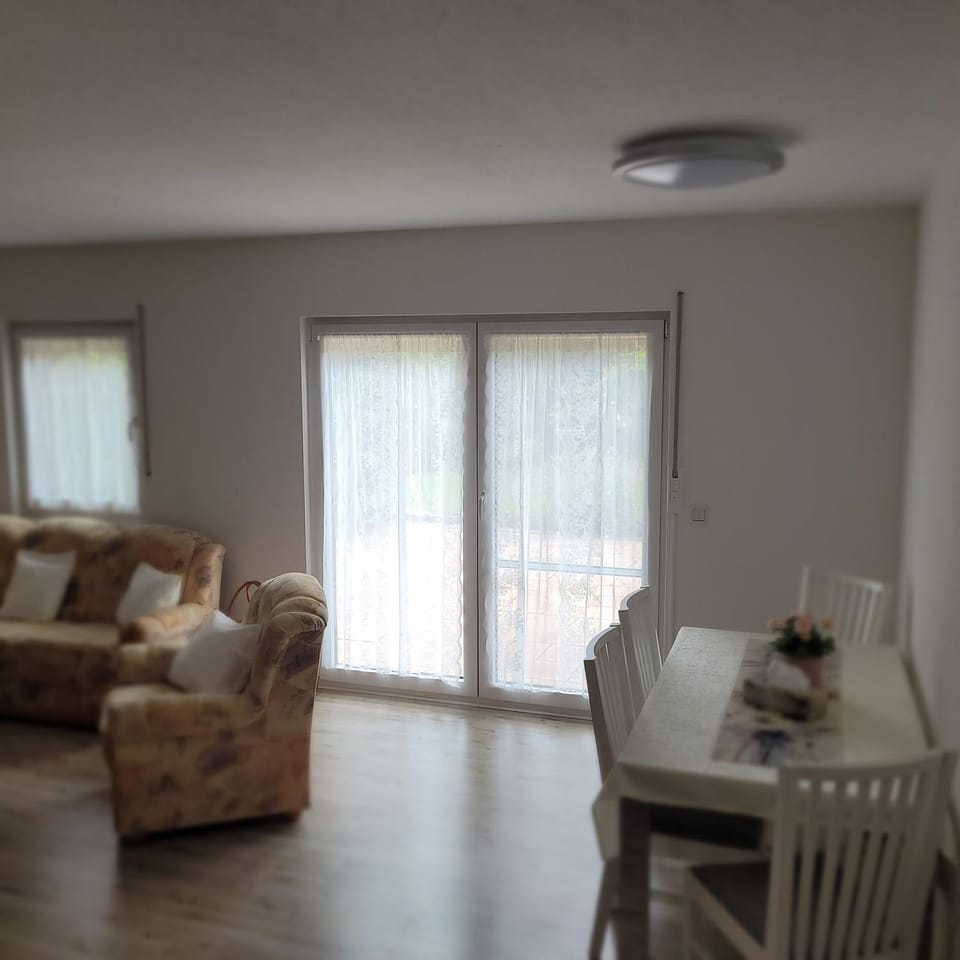 Communal lounge/ TV room, Living room, Dining area