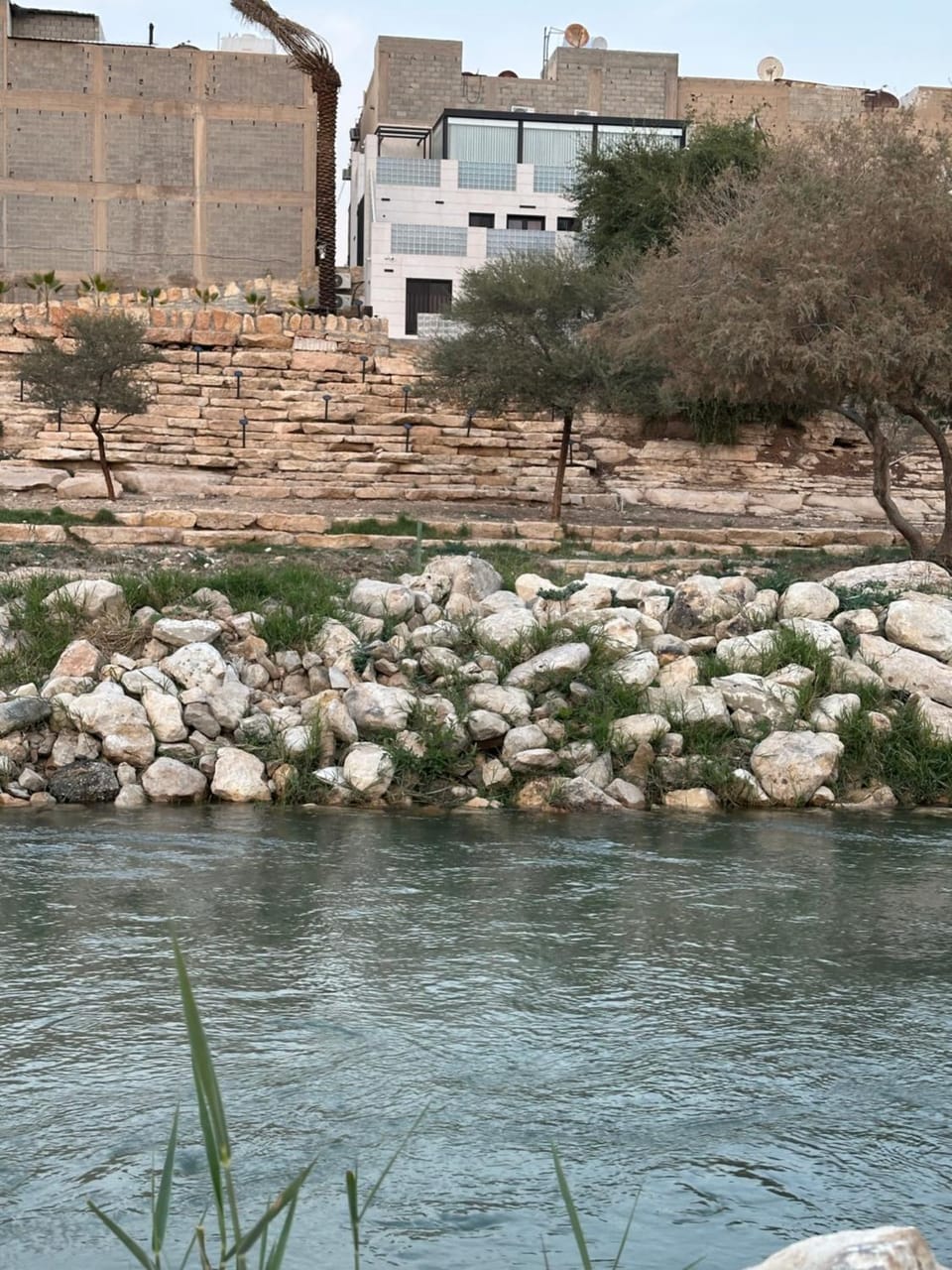 Nearby landmark, Day, Natural landscape, Lake view, River view
