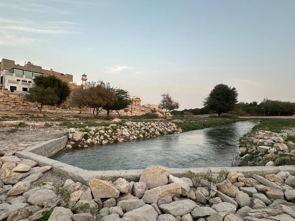 Nearby landmark, Day, Natural landscape, Lake view, River view