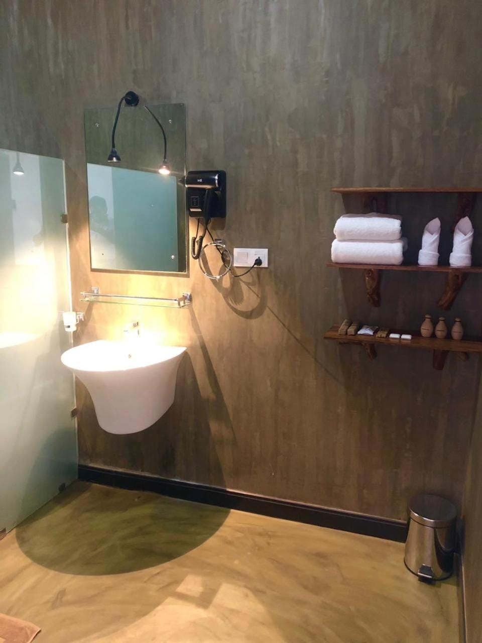 Toilet, Bathroom, towels