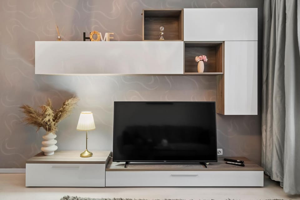 Ultracentral Metro Lux Apartment in Bucharest