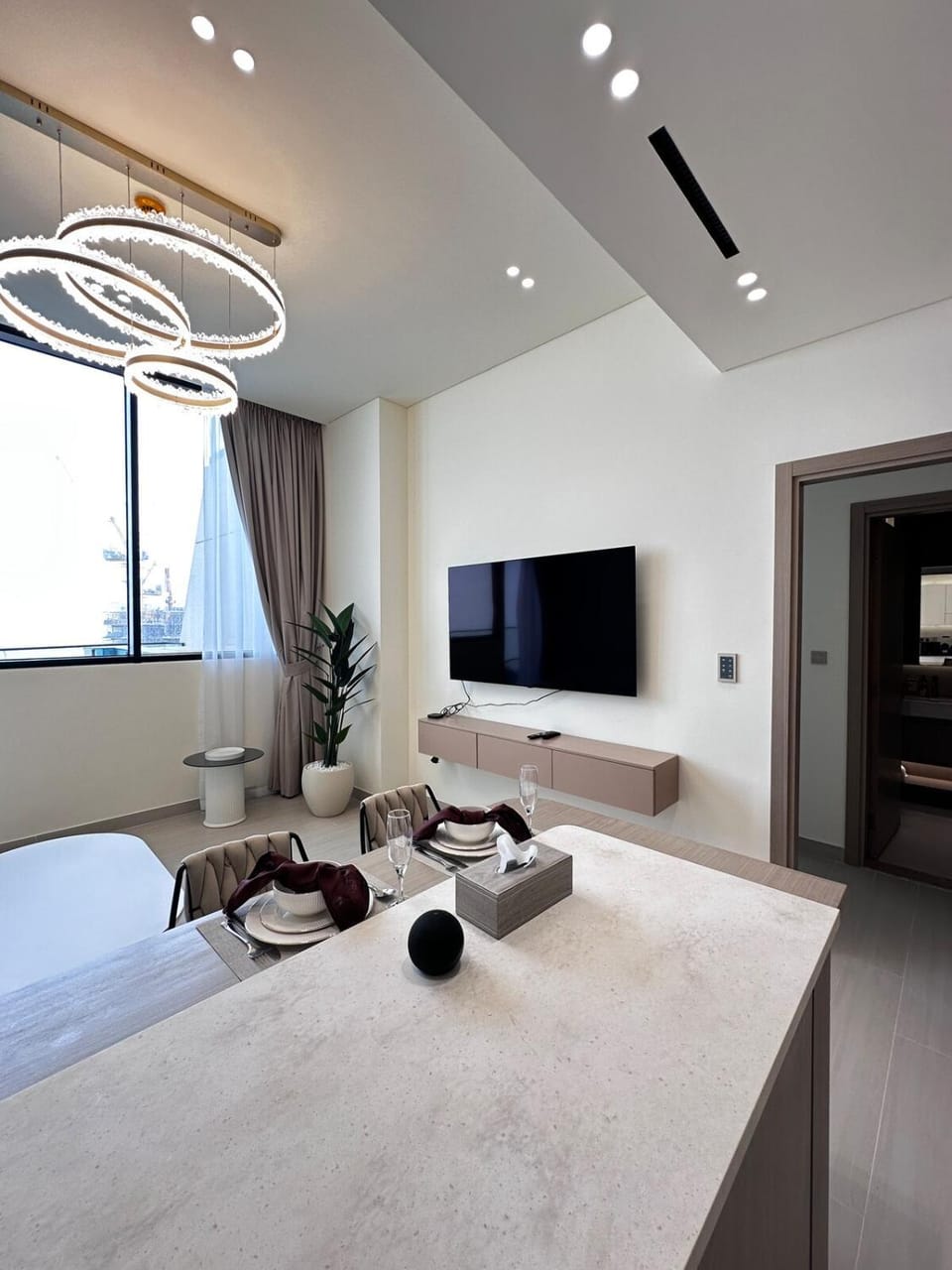Communal lounge/ TV room, Living room, Evening entertainment