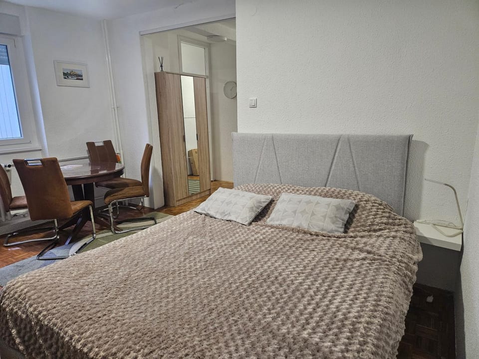 Fortress Studio Apartment in Belgrade