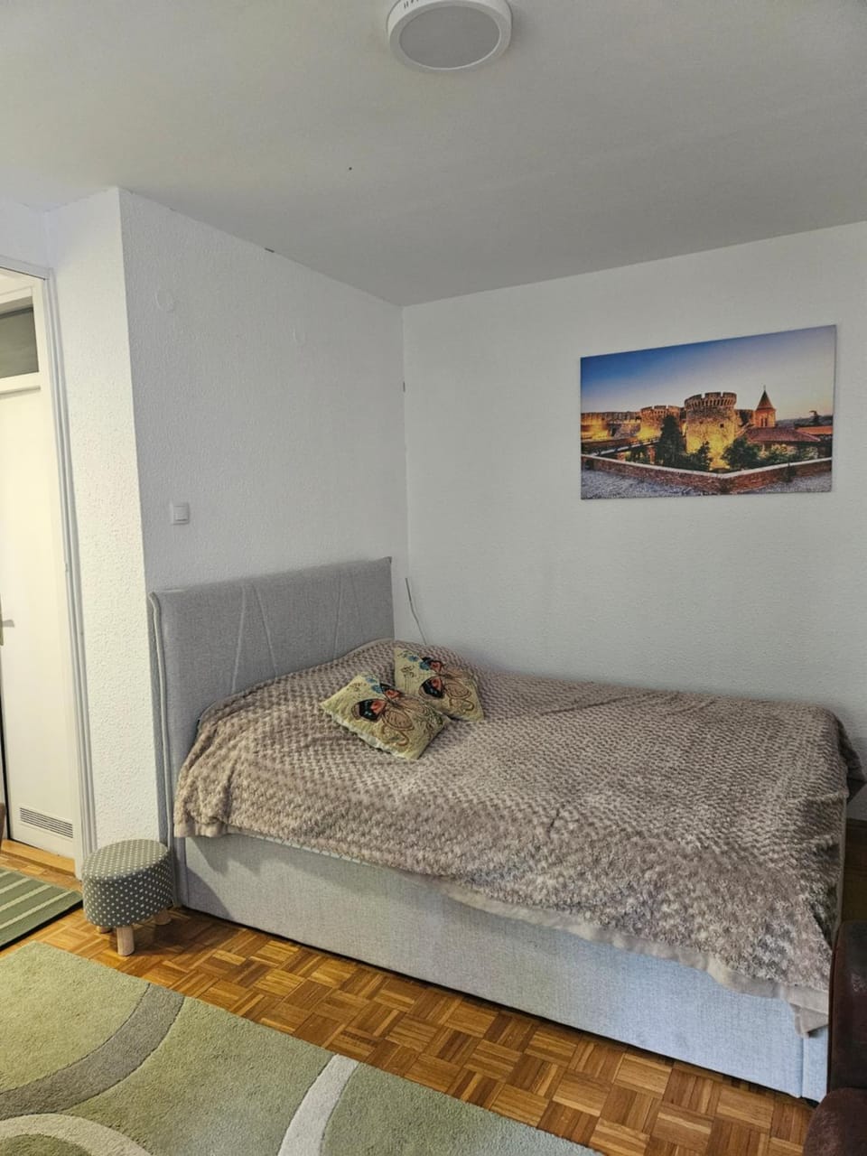 Fortress Studio Apartment in Belgrade