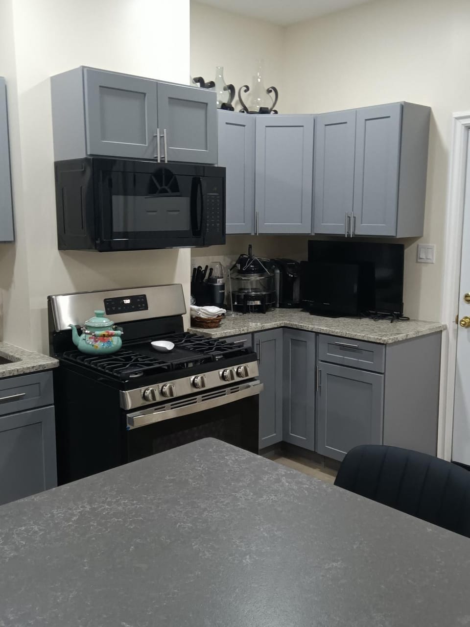 Luxury private room bath WiFi Apartment in Troy