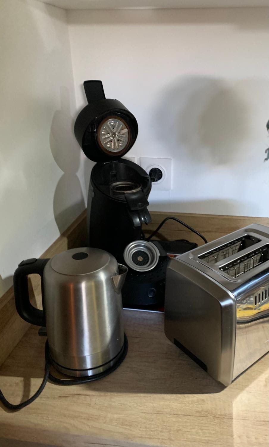 Coffee/tea facilities