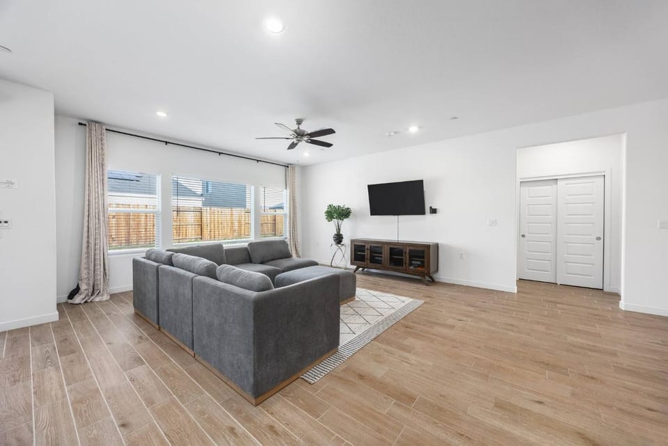 Communal lounge/ TV room, Other
