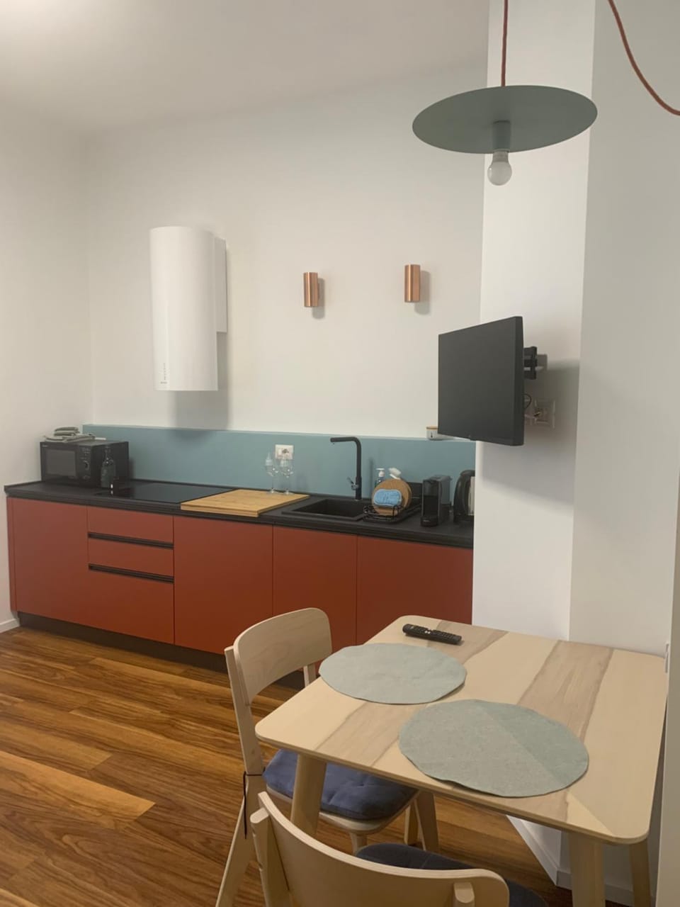 Kitchen or kitchenette