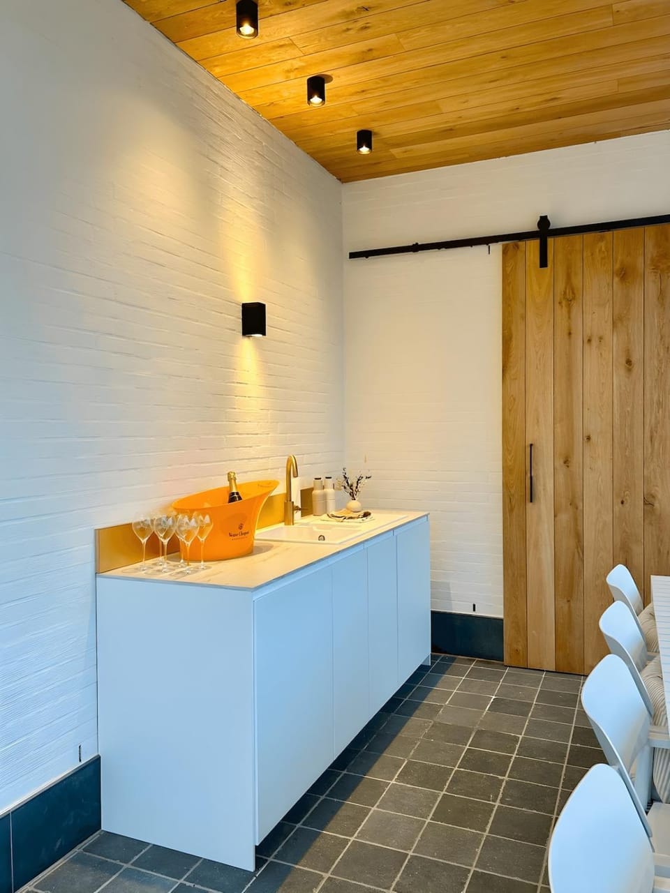 Garden, Kitchen or kitchenette