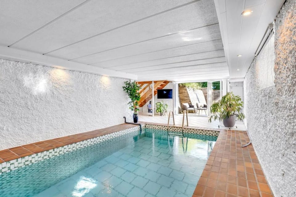 Pool - Sea view - Jacuzzi House in Væggerløse