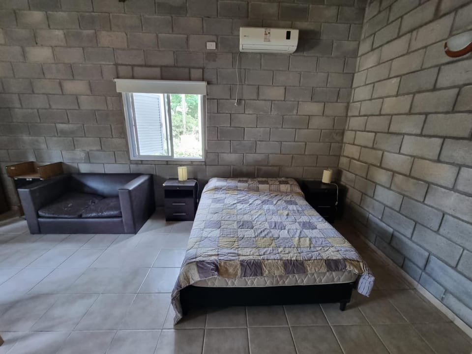 Bedroom, air conditioner