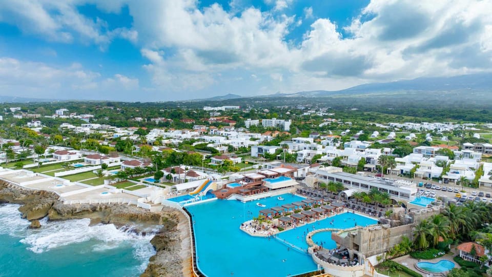 Luxury 2BR Villa next to Santa Fe Villa in Sosua