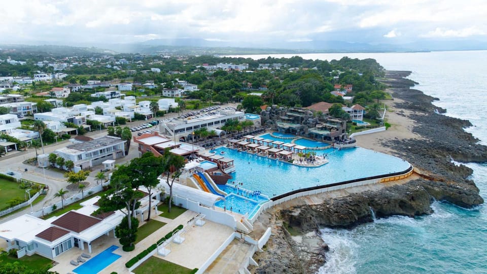 Luxury 2BR Villa next to Santa Fe Villa in Sosua