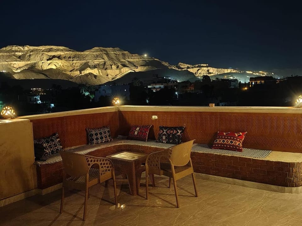 Nefertari Palace apartments Hotel in Luxor Governorate