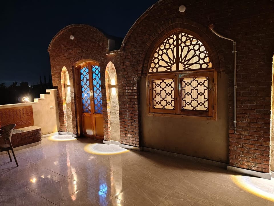 Patio, Night