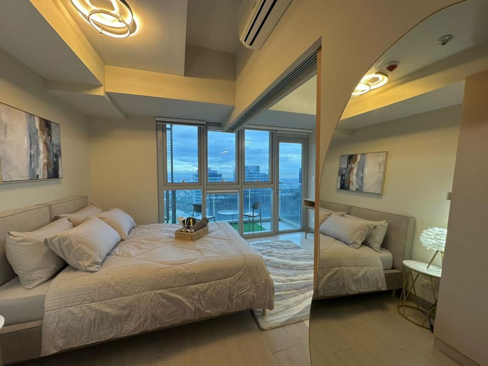 35th Prime Staycation BGC Hotel in Makati