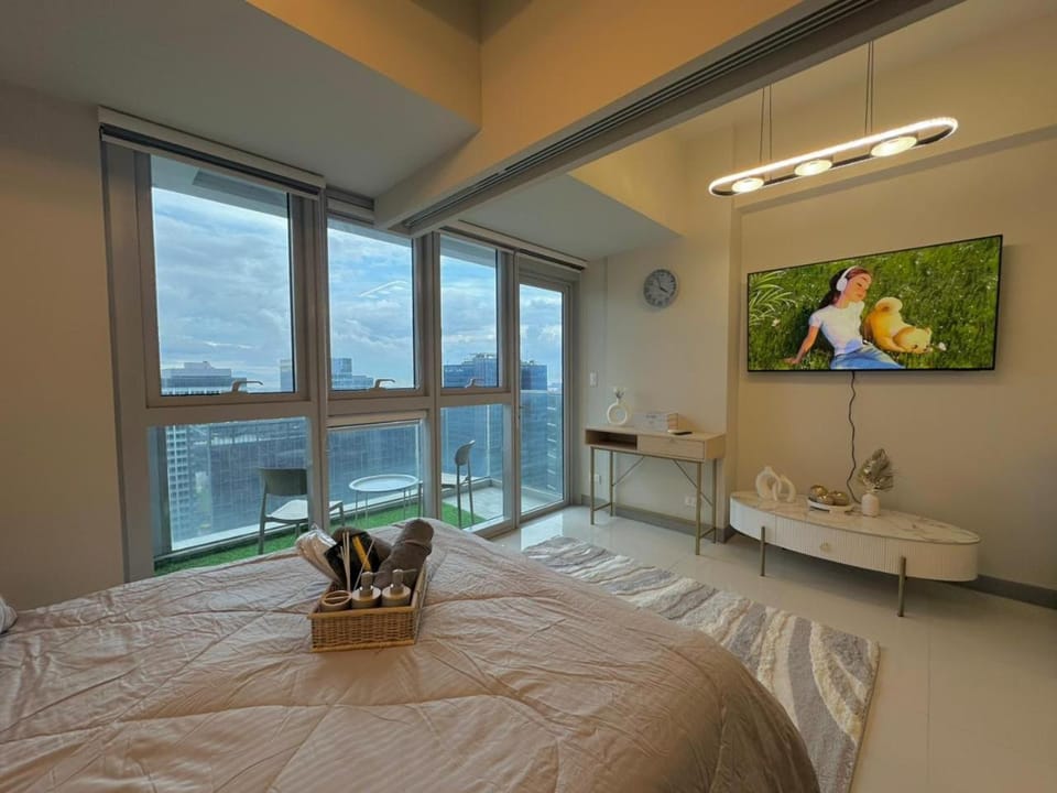 35th Prime Staycation BGC Hotel in Makati