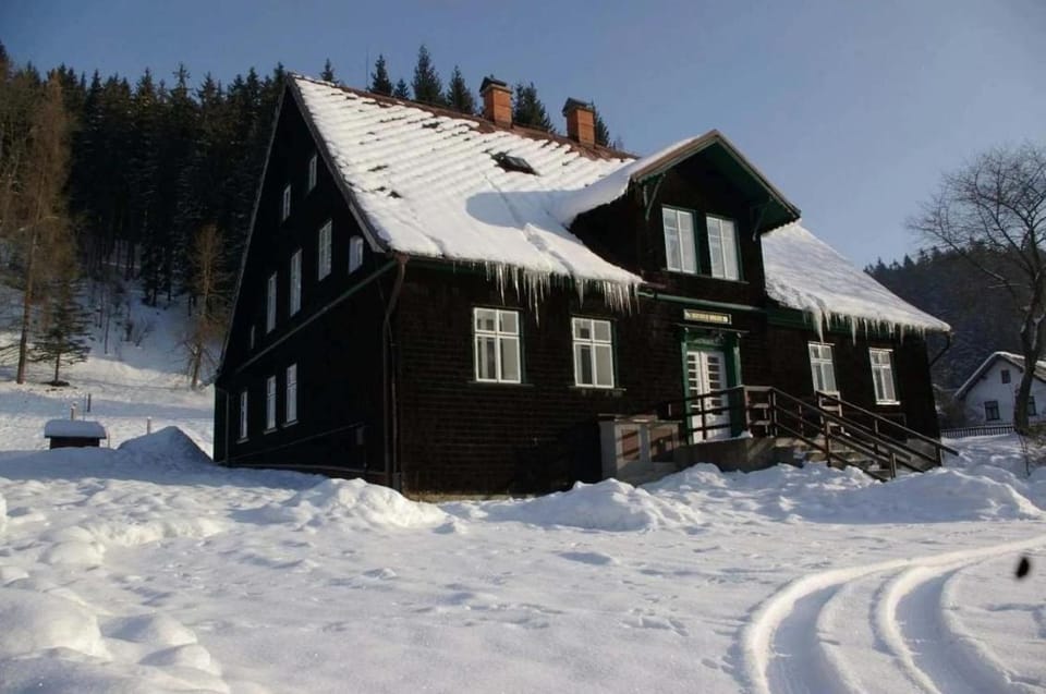 Property building, Winter