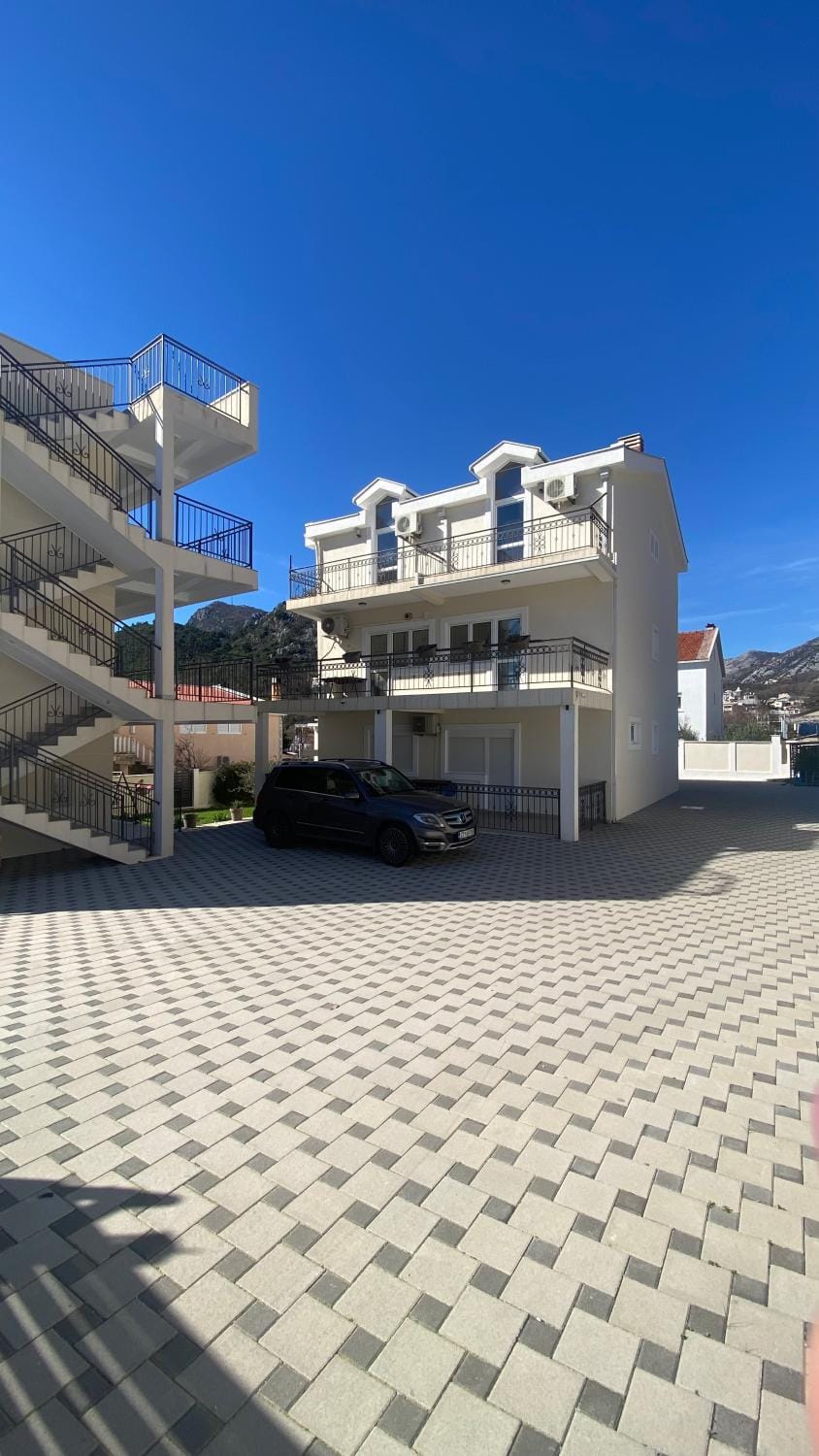 Vila Seawolf Apartments Vacation rental in Montenegro