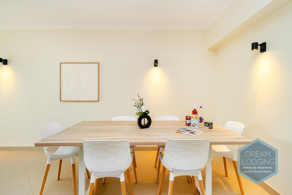 Albufeira Breeze Living - Dream Lodging Apartment in Albufeira