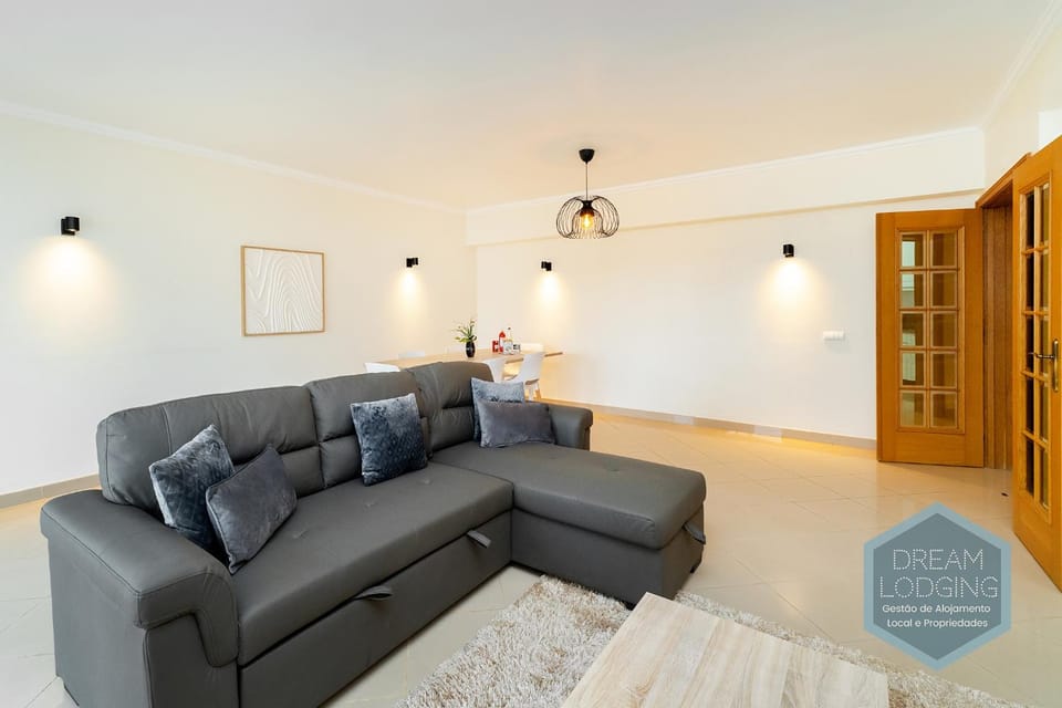 Albufeira Breeze Living - Dream Lodging Apartment in Albufeira