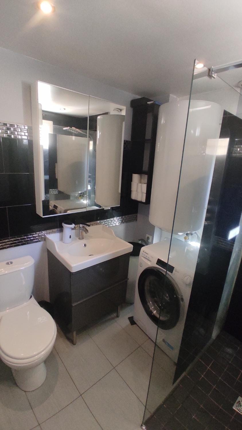 Shower, Toilet, Bathroom
