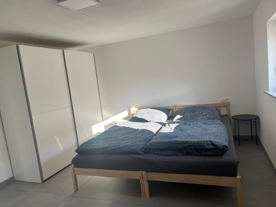 Bed, Bedroom, wardrobe