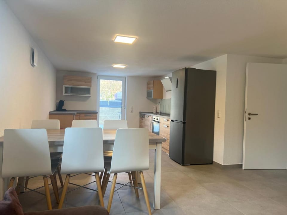 Coffee/tea facilities, Balcony/Terrace, Kitchen or kitchenette, Seating area, Dining area, dishwasher, pet friendly, stove