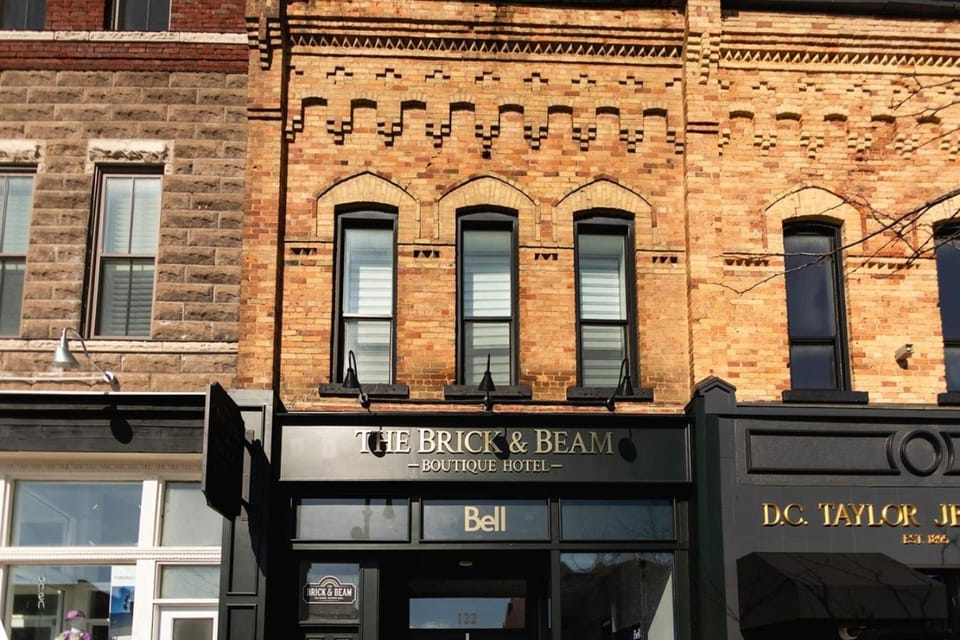Property building, Facade/entrance