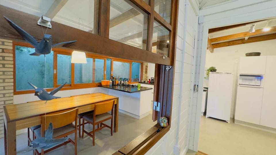 Casa de praia com duas suítes entre as praias do Campeche e da Joaquina House in Florianopolis