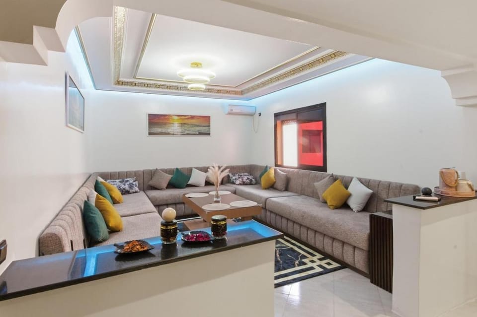 Cosy 2BR Appartment, in City Center, AC, Iptv Apartment in Marrakesh
