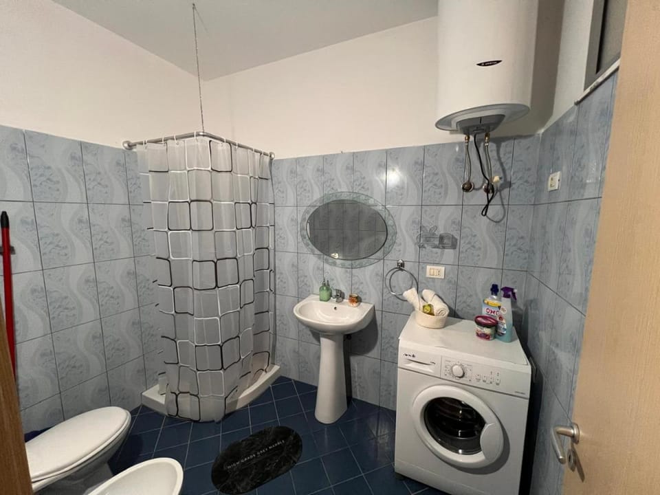 megan bimo Apartment in Vlorë