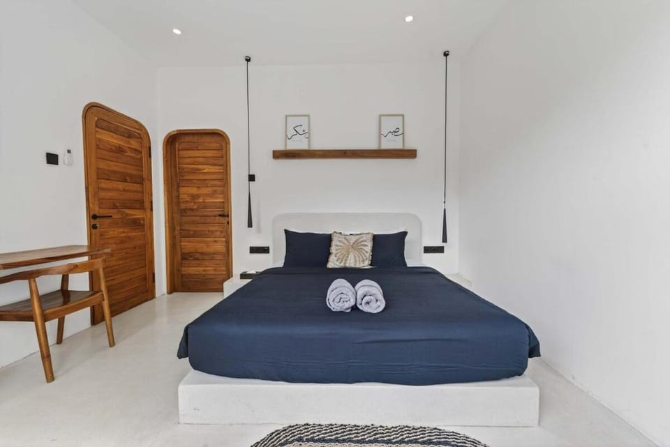 Trinity Villa Stylish 3BR Retreat in Canggu Villa in North Kuta