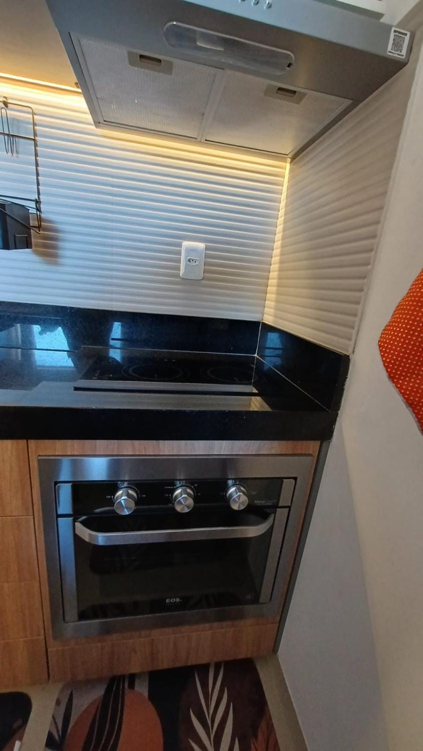 Kitchen or kitchenette, oven, stove
