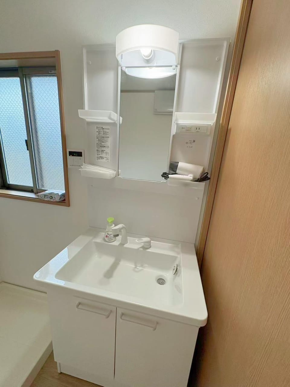 箱根 湖近Stay 芦ノ湖 海賊船近く 徒歩3分で富士山ビュー Apartment in Hakone