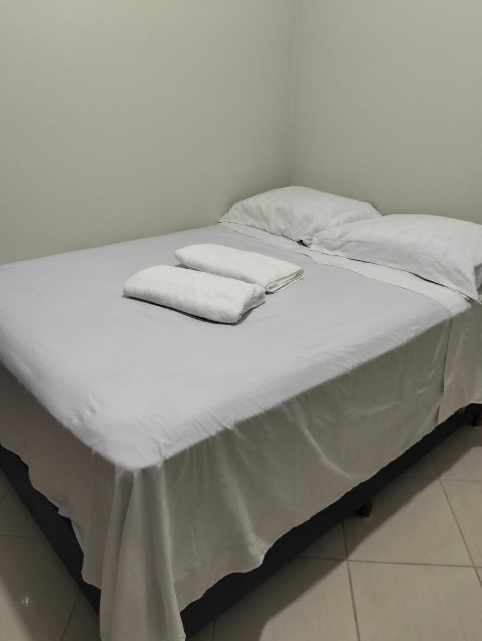 Quarto em Foz, ótima localização em casa familiar Vacation rental in Foz do Iguaçu