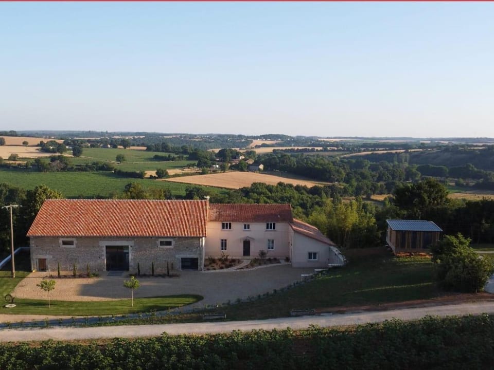 Gîte de campagne avec spa et parking, animaux acceptés - FR-1-653-286 House in Nouvelle-Aquitaine