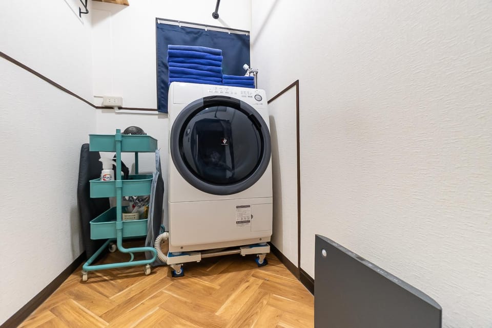 washing machine, washing machine